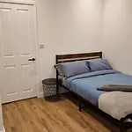 London Kensington 2 Bed Apartment