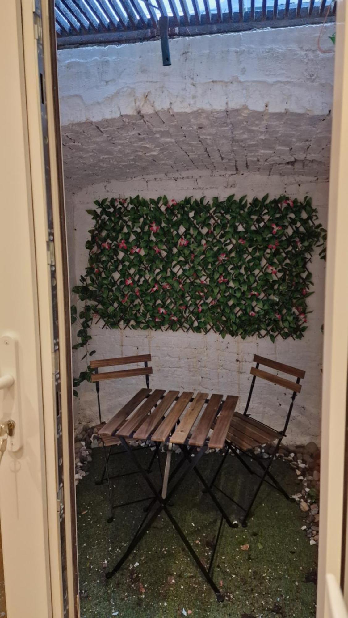 Kensington 2 Bed Apartment
